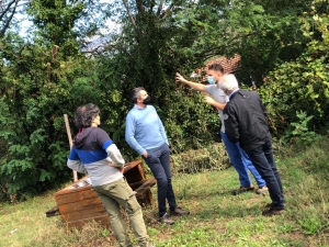 Calvano con i tecnici Enel e residenti