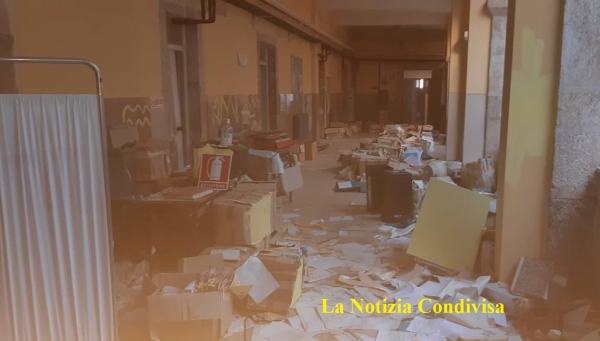 Aree dell&#039;Ospedale San Carlo di Sezze abbandonate. Foto Choc