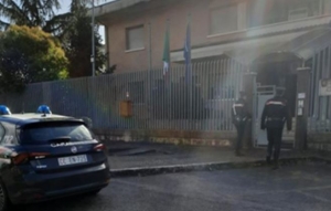 DENUNCIA UN&#039;AGGRESSIONE MAI AVVENUTA. I CARABINIERI LO DENUNCIANO PER SIMULAZIONE DI REATO